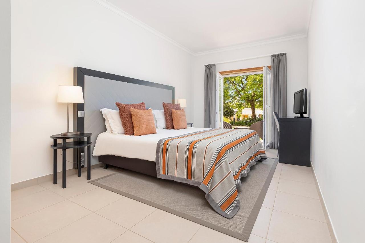 Vale Da Ribeira Residences Saragocal ภายนอก รูปภาพ